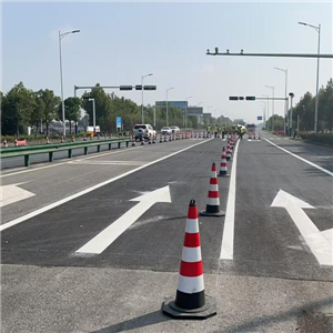 道路標(biāo)線(xiàn)工程