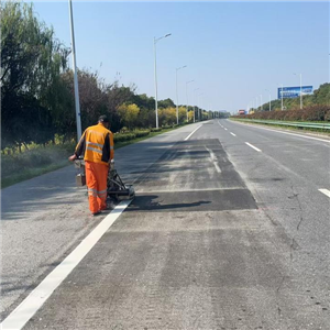 道路標(biāo)線(xiàn)工程